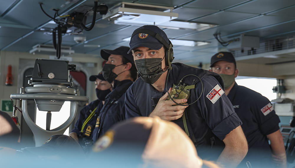 Officers of the bridge check their peripherals. HMS Medway arrives in Jacksonville, Florida for a scheduled maintenance period following a successful patrol. 